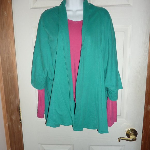 Luved Clothing - Made in Canada Cardigan - Picture 5 of 8